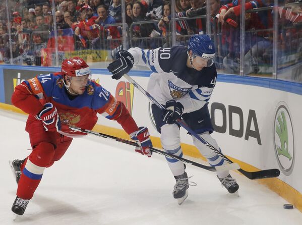 Матч 1/2 плей-офф чемпионата мира по хоккею между сборными командами Финляндии и России