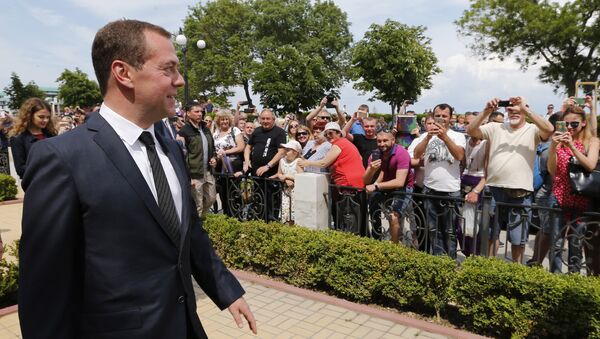 Председатель правительства РФ Дмитрий Медведев во время рабочей поездки в Крымский федеральный округ