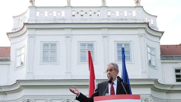 Избранный президент Австрии Александр Ван дер Беллен. 23 мая 2016