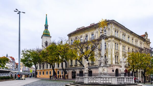 Центральная площадь в Братиславе, Словакия. Архивное фото