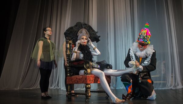 Известные режиссеры представили спектакли по пьесам людей с инвалидностью в ЦАТРА