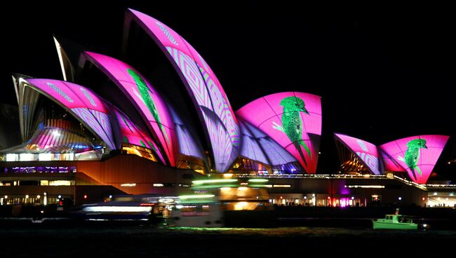 Фестиваль света в Vivid Sydney в Австралии