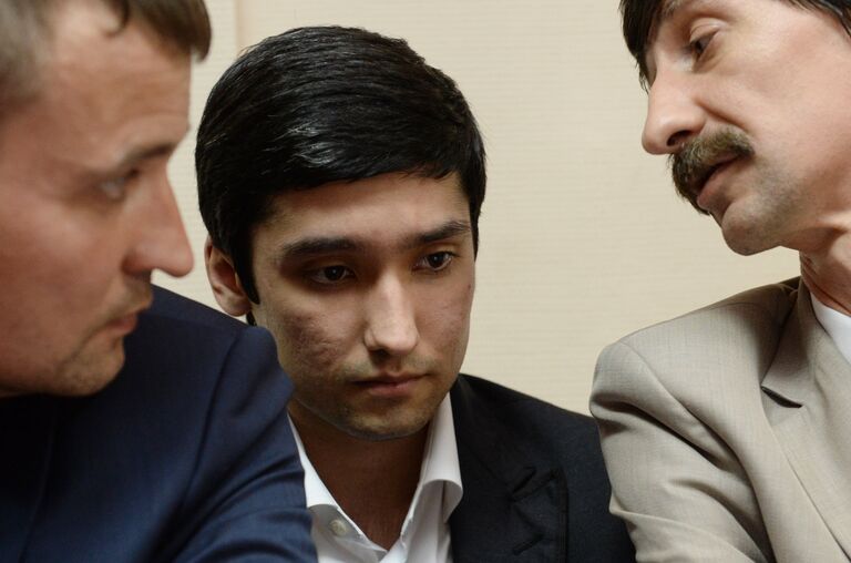 Рассмотрение ходатайства следствия об аресте сына вице-президента Лукойла Руслана Шамсуарова Рассмотрение ходатайства следствия об аресте сына вице-президента Лукойла Руслана Шамсуарова