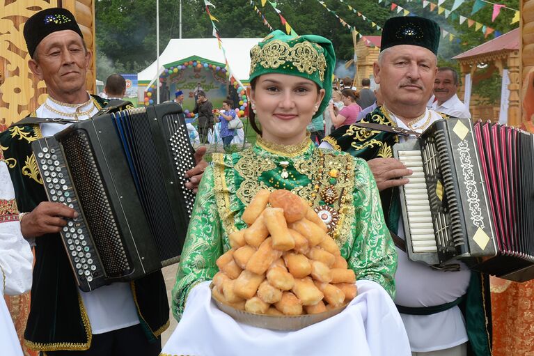 Праздник Сабантуй в городах России