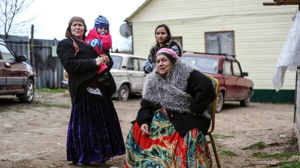 Жители поселка Плеханово Тульской области, где согласно решению суда начался снос незаконных построек