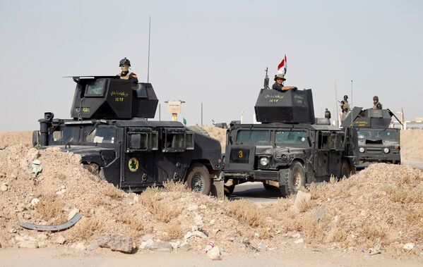 Иракские элитные подразделения по борьбе с терроризмом в окрестностях города Эль-Фаллуджа
