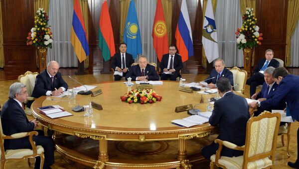 Заседание в Астане Высшего Евразийского экономического совета на уровне глав государств в узком составе