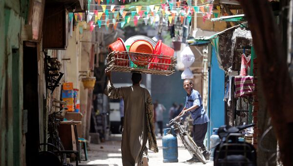 Торговец на улице Старого Каира. Архивное фото