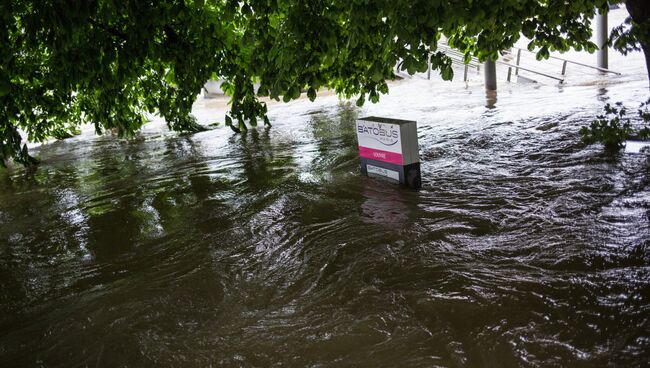 Наводнение в Париже. Архивное фото