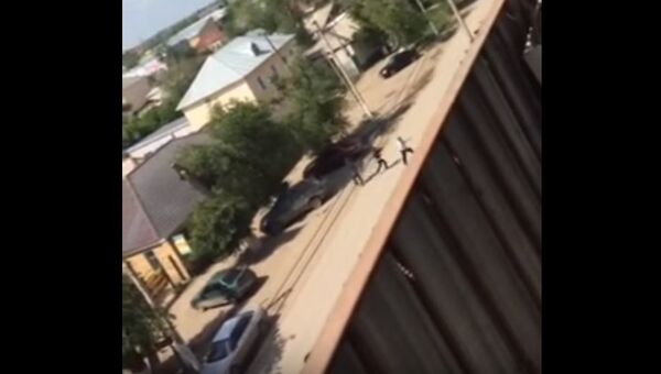 В сети появилось видео перестрелки в казахстанском Актобе