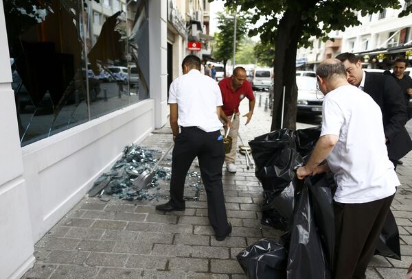Последствия взрыва в центре Стамбула