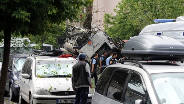 Полиция на месте взрыва в центре Стамбула. 7 июня 2016
