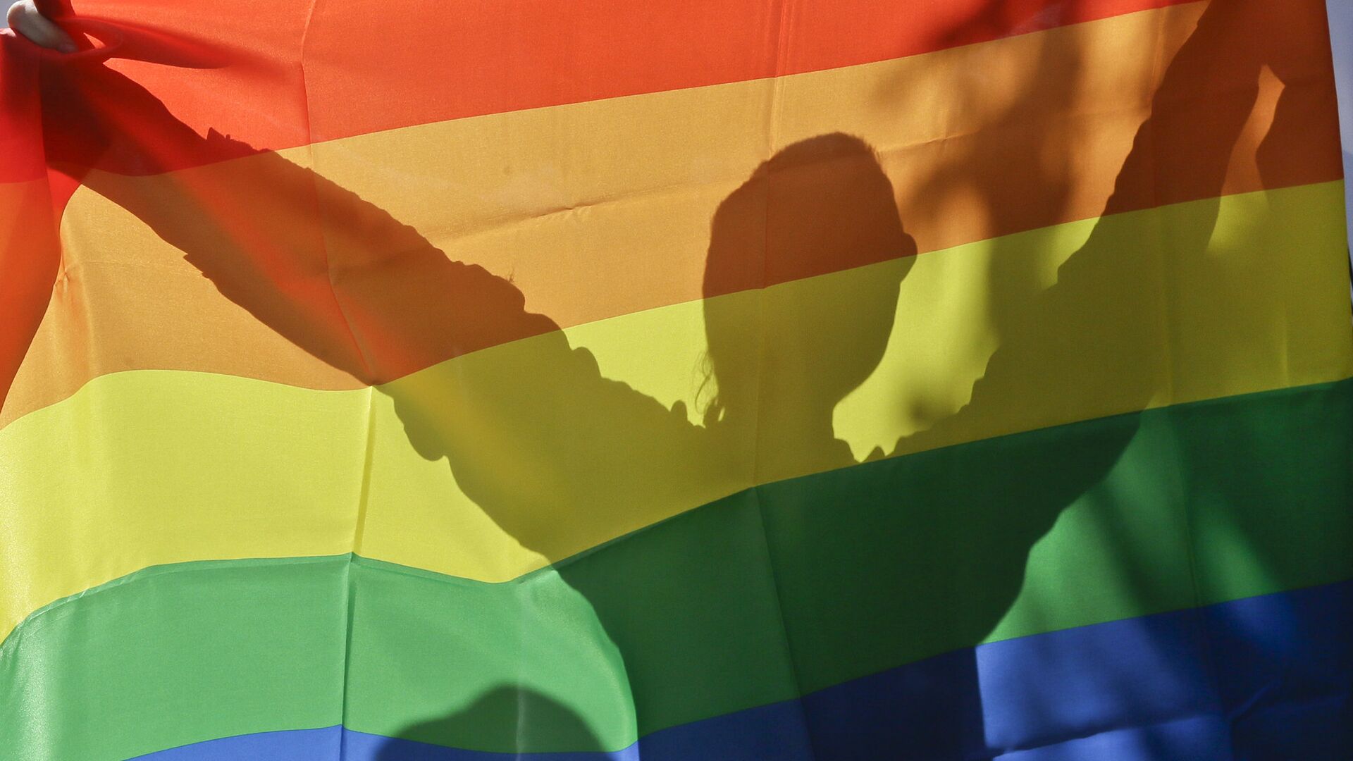 Представитель ЛГБТ-сообщества во время гей-парада в Киеве - РИА Новости, 1920, 23.06.2022