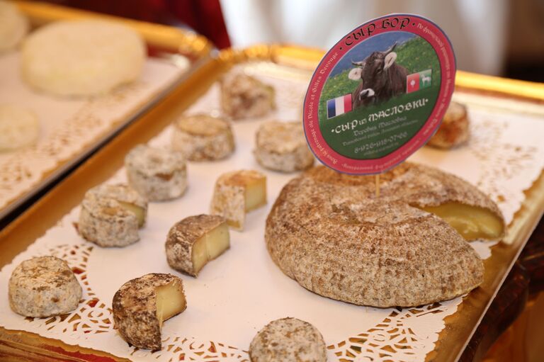 Продукция сыров из Масловки