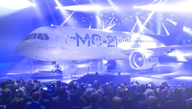 Торжественная презентация нового пассажирского самолета МС-21 в Иркутске