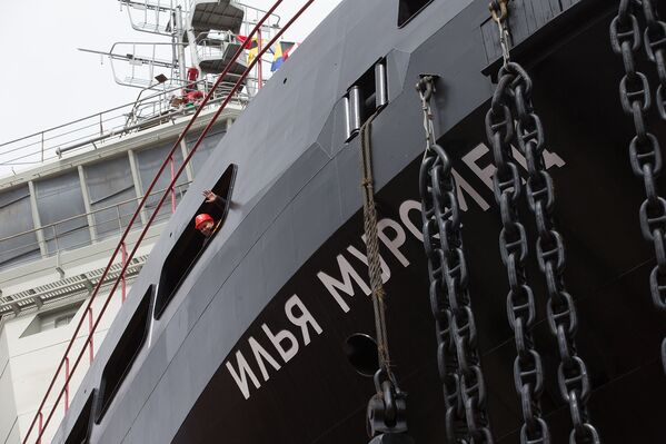 Дизель-электрический ледокол проекта 21180 Илья Муромец, построенный для ВМФ России, на АО Адмиралтейские верфи