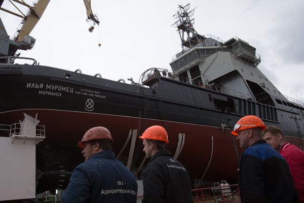 Дизель-электрический ледокол проекта 21180 Илья Муромец, построенный для ВМФ России, на АО Адмиралтейские верфи