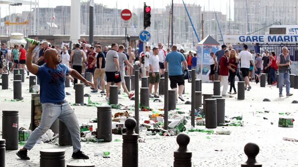 Беспорядки в Марселе перед матчами чемпионата Европы по футболу, Архивное фото