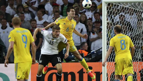Футбол. Чемпионат Европы - 2016. Матч Германия - Украина. Архивное фото