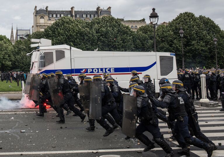 Акции протеста в Париже