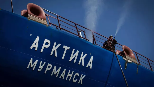 Головной атомный ледокол Арктика. Архивное фото