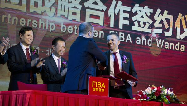 Церемония подписания соглашения о стратегическом партнерстве между FIBA и компанией Wanda Group. 16 июня 2016