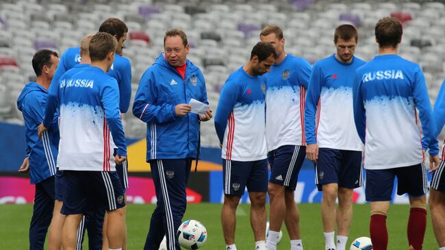 Футбол. Чемпионат Европы - 2016. Тренировка сборной России