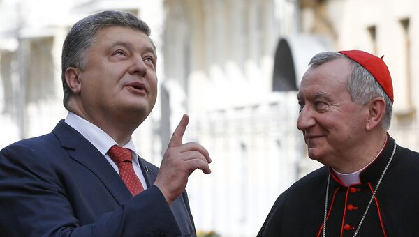 Президент Украины Петр Порошенко и Государственный секретарь Ватикана Пьетро Паролин