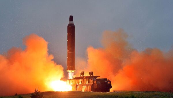 Испытание стратегической баллистической ракеты Хвасон-10 в Северной Корее. 23 июня 2016