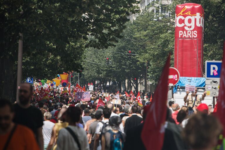 Акция протеста профсоюзов в Париже