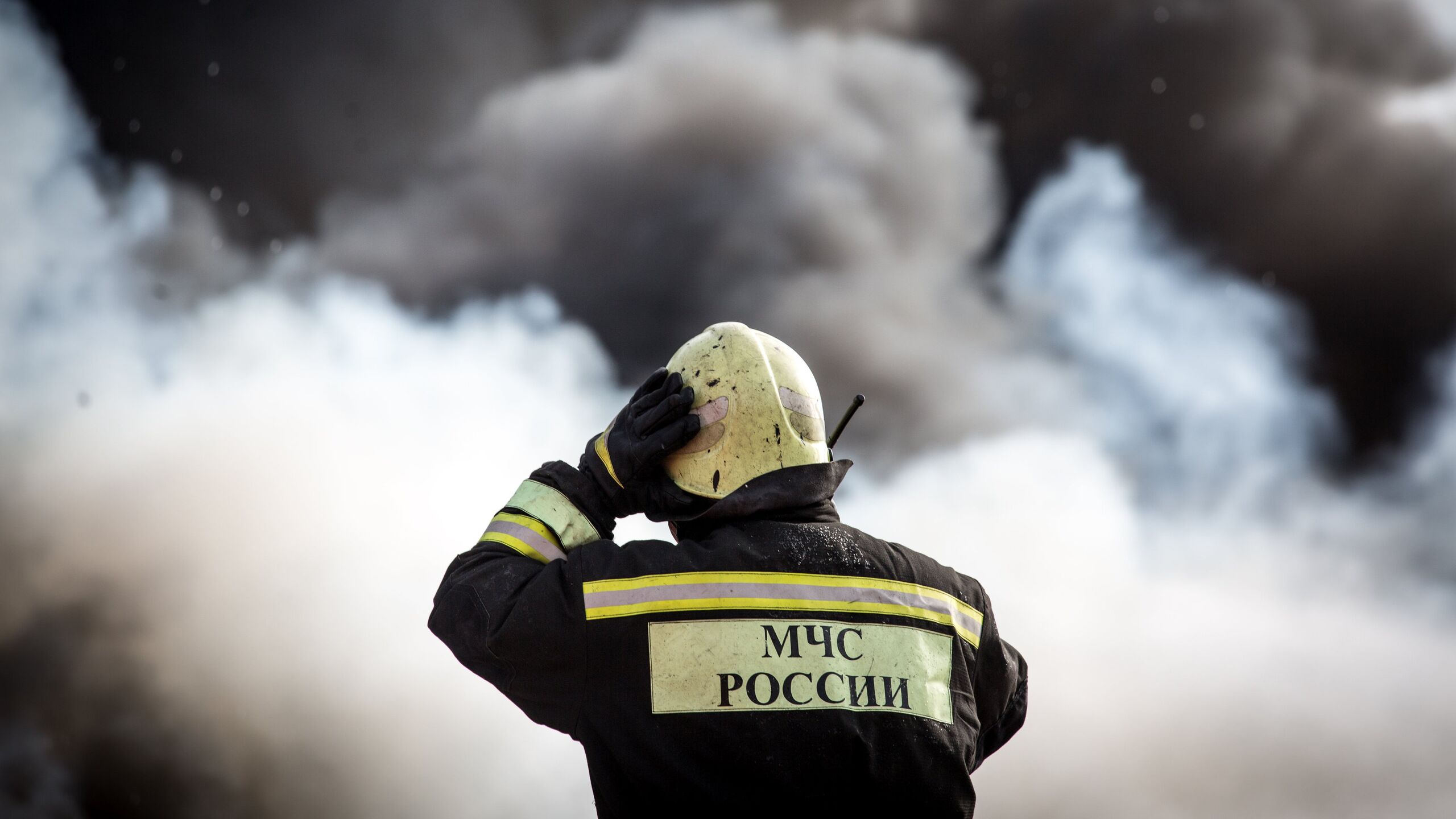 В Ханты-Мансийске ликвидировали пожар в жилом доме