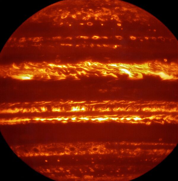 Фотографии Юпитера, полученные телескопом VLT в Чили