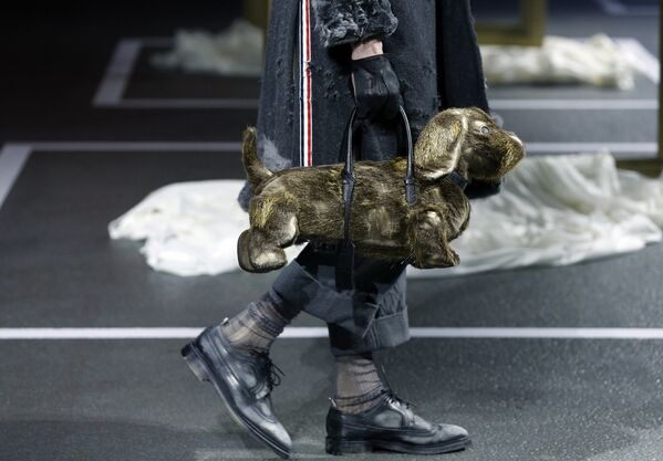 Показ коллекции Thom Browne во время Недели мужской моды в Париже