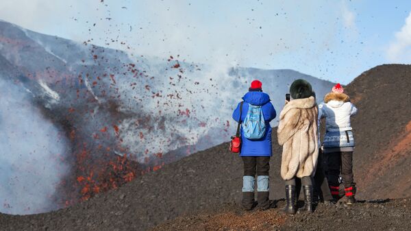 Извержение вулкана на Камчатке. Архивное фото