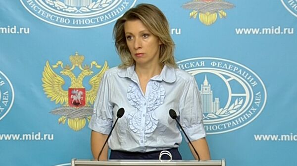 Захарова раскритиковала статью WP о притеснении американских дипломатов Захарова раскритиковала статью WP о притеснении американских дипломатов