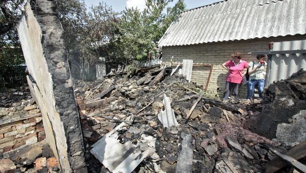 Разрушенные в результате обстрела дома в Петровском районе Донецка. Архивное фото