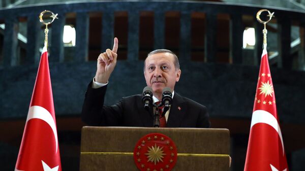 Президент Турции Тайип Эрдоган во время своего выступления в Анкаре, 27 июня 2016 года