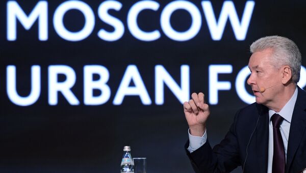 Мэр Москвы Сергей Собянин во время пленарного интервью на Московском урбанистическом форуме в Москве