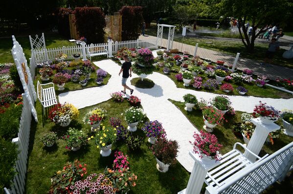 На открытии V Московского международного фестиваля садов и цветов Moscow Flower Show в парке Музеон