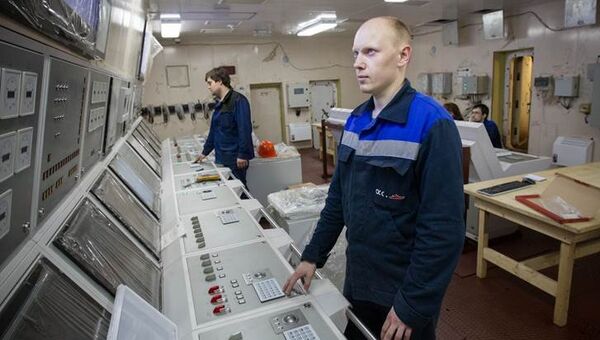 Плавучий энергоблок атомной теплоэлектростанции Академик Ломоносов