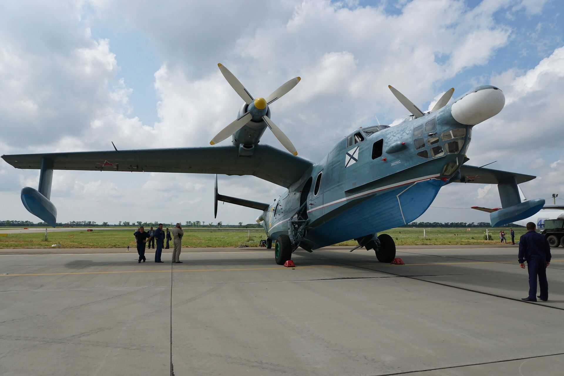 Гидросамолет Бе-12 Тихоокеанского флота на конкурсе летных экипажей морской авиации ВМФ Морской ас-2016 - РИА Новости, 1920, 16.10.2020