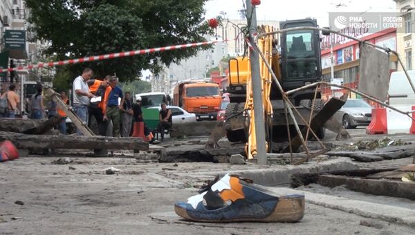 Ростов-на-Дону после ливней: уборка в подтопленных домах и на улицах города