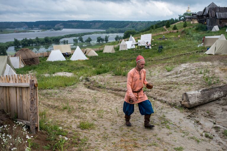 Фестиваль исторической реконструкции Абалакское поле в Тюменской области