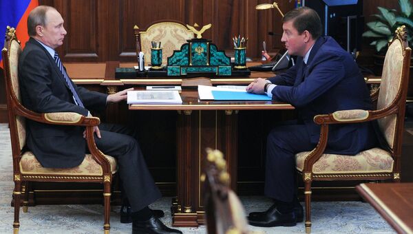 Президент РФ В. Путин встретился с губернатором Псковской области А. Турчаком. Архивное фото