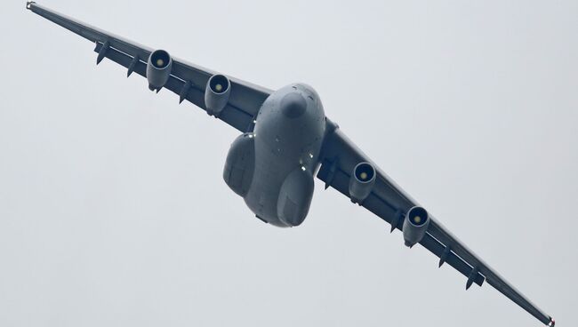 Китайский военно-транспортный самолет Y-20