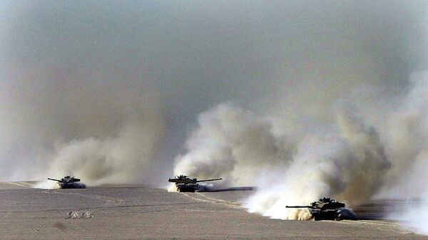 Британские танки Челленджер 2 в пустыне Кувейта