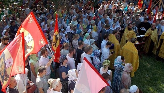 Сторонники строительства православного храма в парке Торфянка