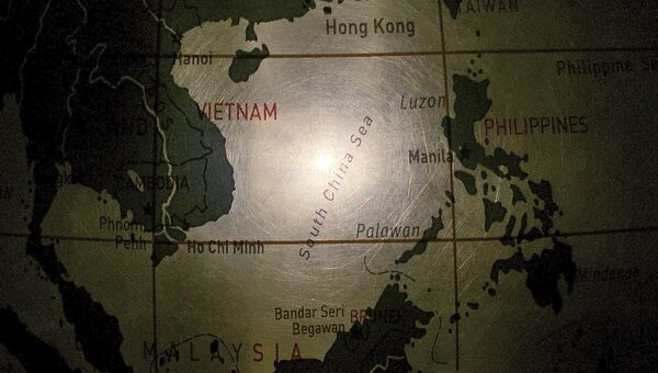 Южно-Китайское море на глобусе. Архивное фото