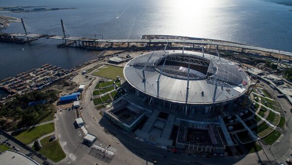 Строительство стадиона Зенит-Арена в Санкт-Петербурге. Архивное фото