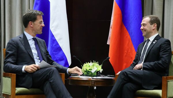 Дмитрий Медведев и премьер-министр Нидерландов Марк Рютте на саммите АСЕМ в Монголии